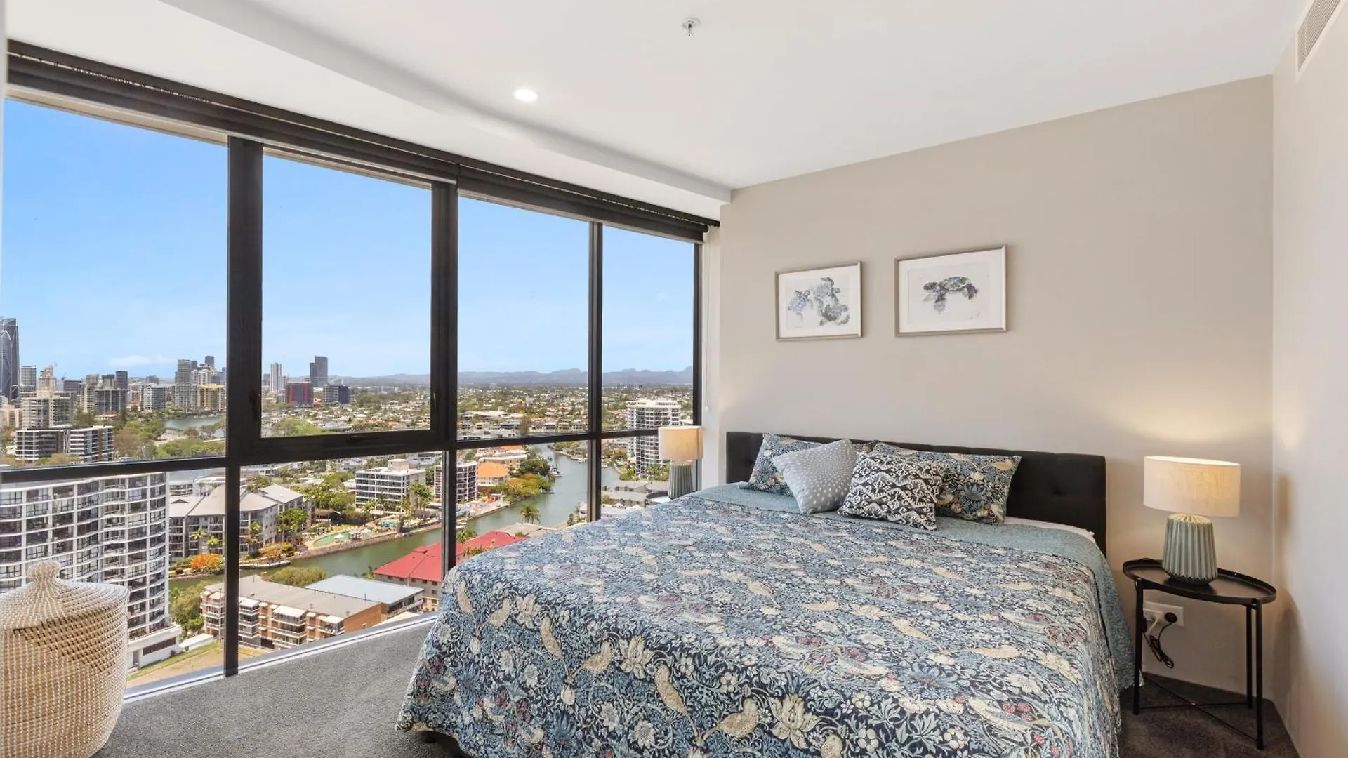 Stunning 180 Degree Views At Avalon Apartment Gold Coast