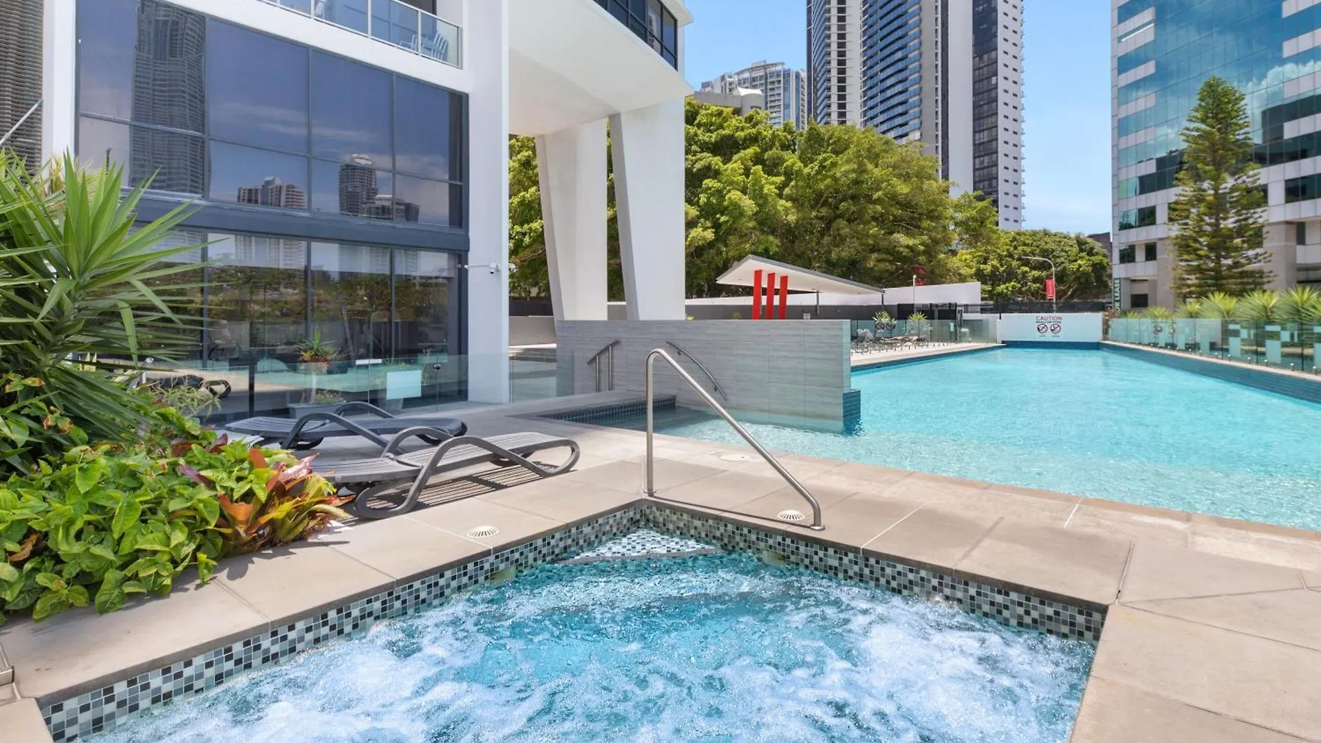 Stunning 180 Degree Views At Avalon Apartment Gold Coast